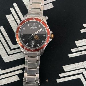 Penguin watch Mens OS